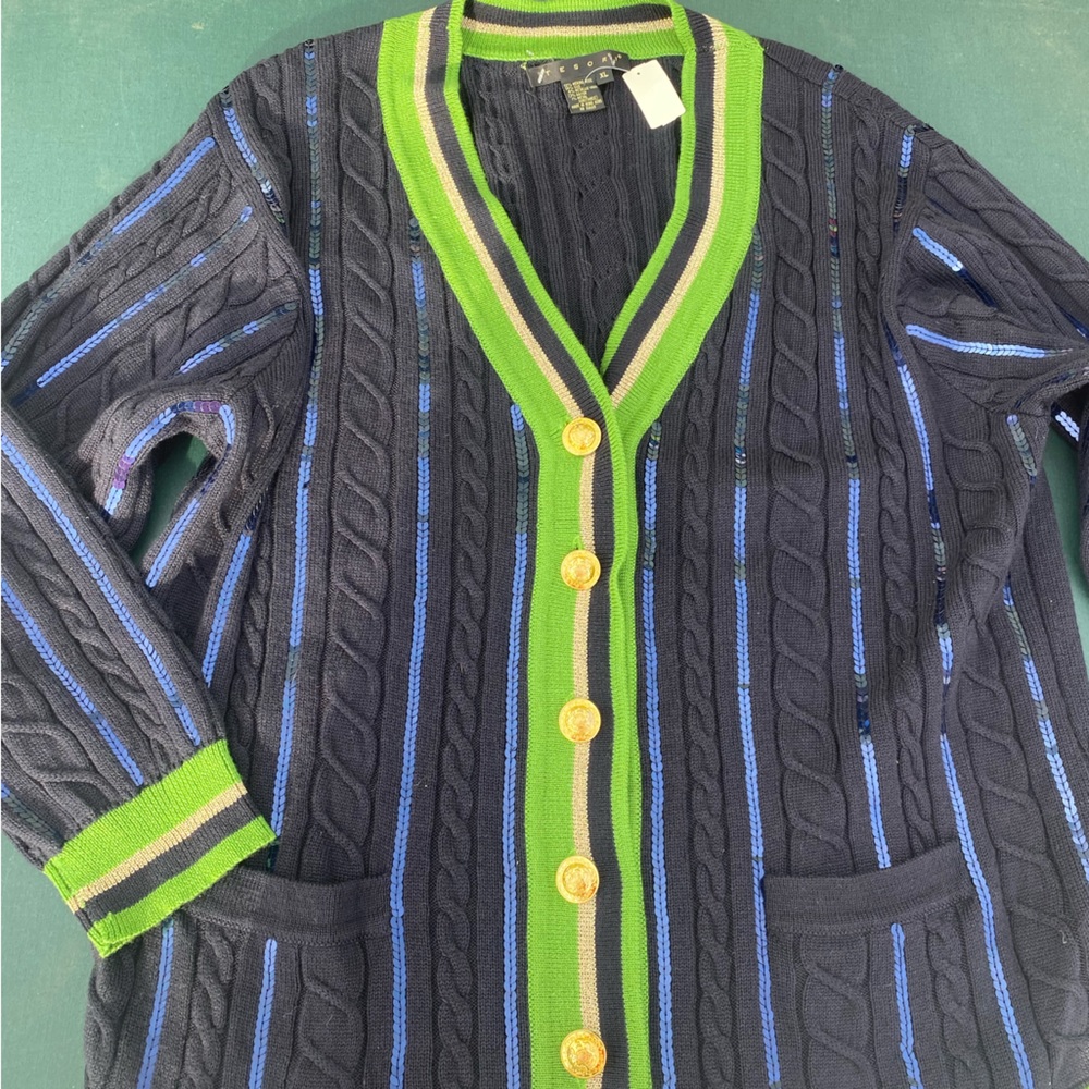 Tesori Sweater stripped thick cute and has sequins